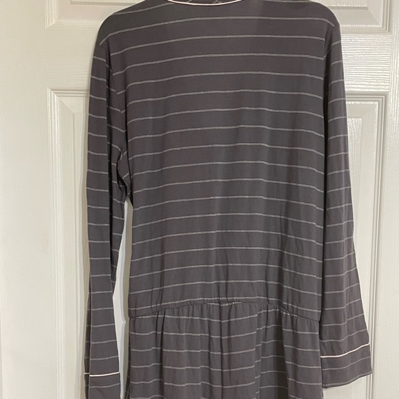 Victoria’s Secret sleep romper - Picture 12 of 12